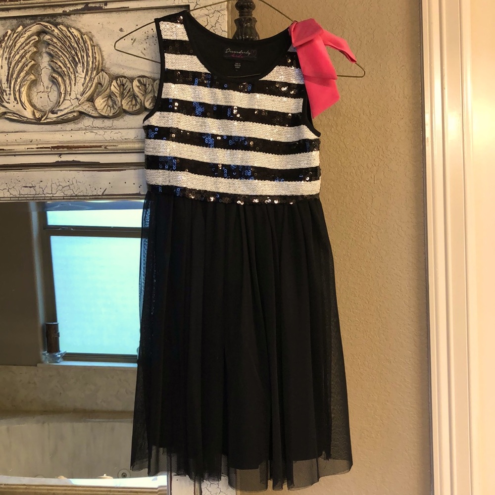 Little girl size 6